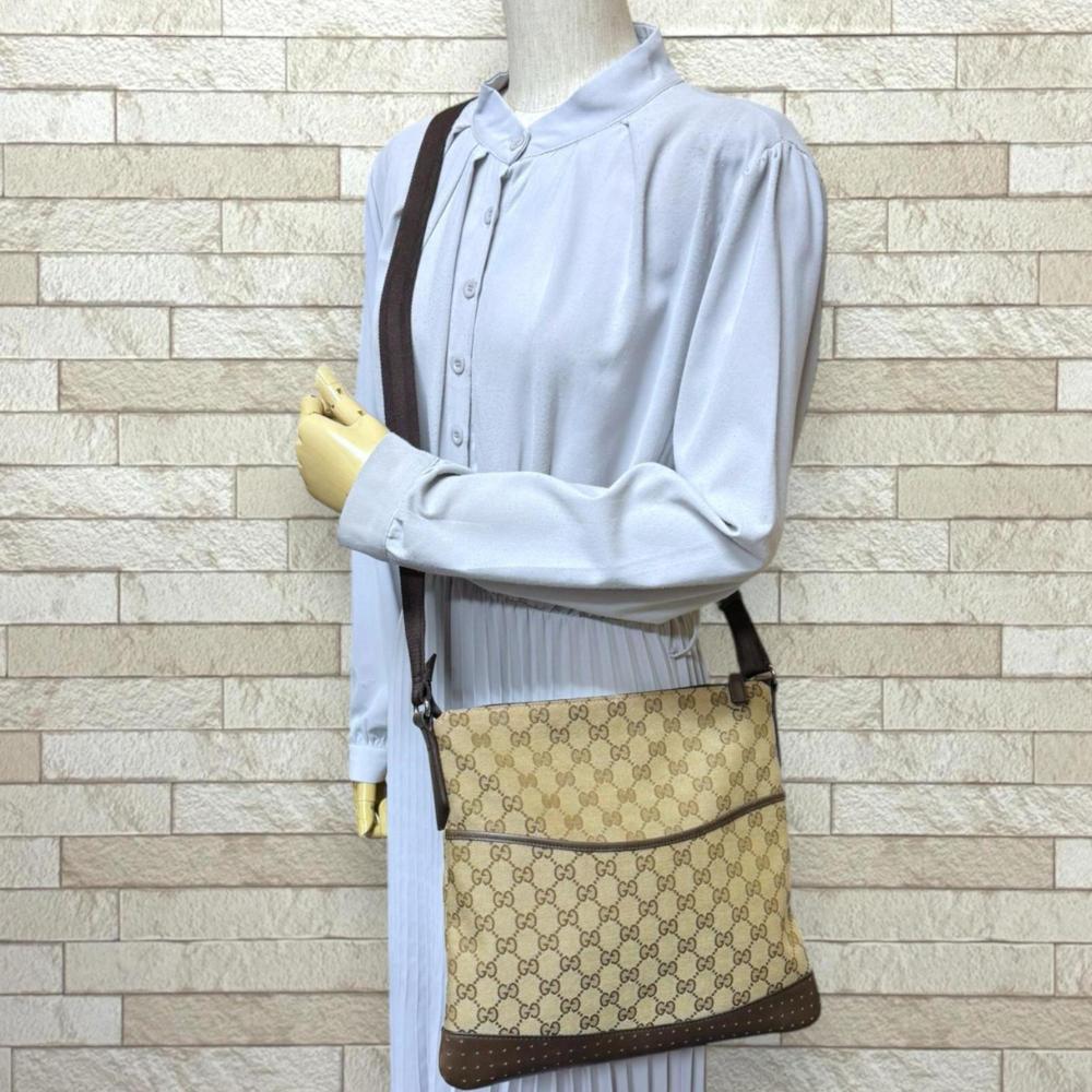 Gucci Shoulder Bag