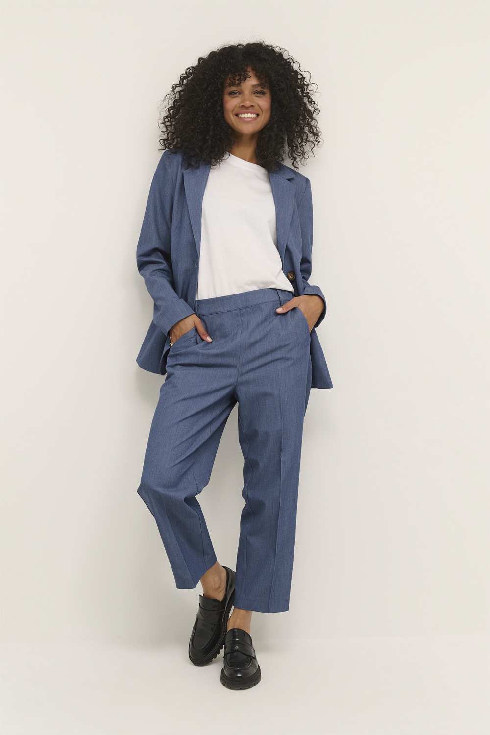 Kasakura HW Cropped Pants