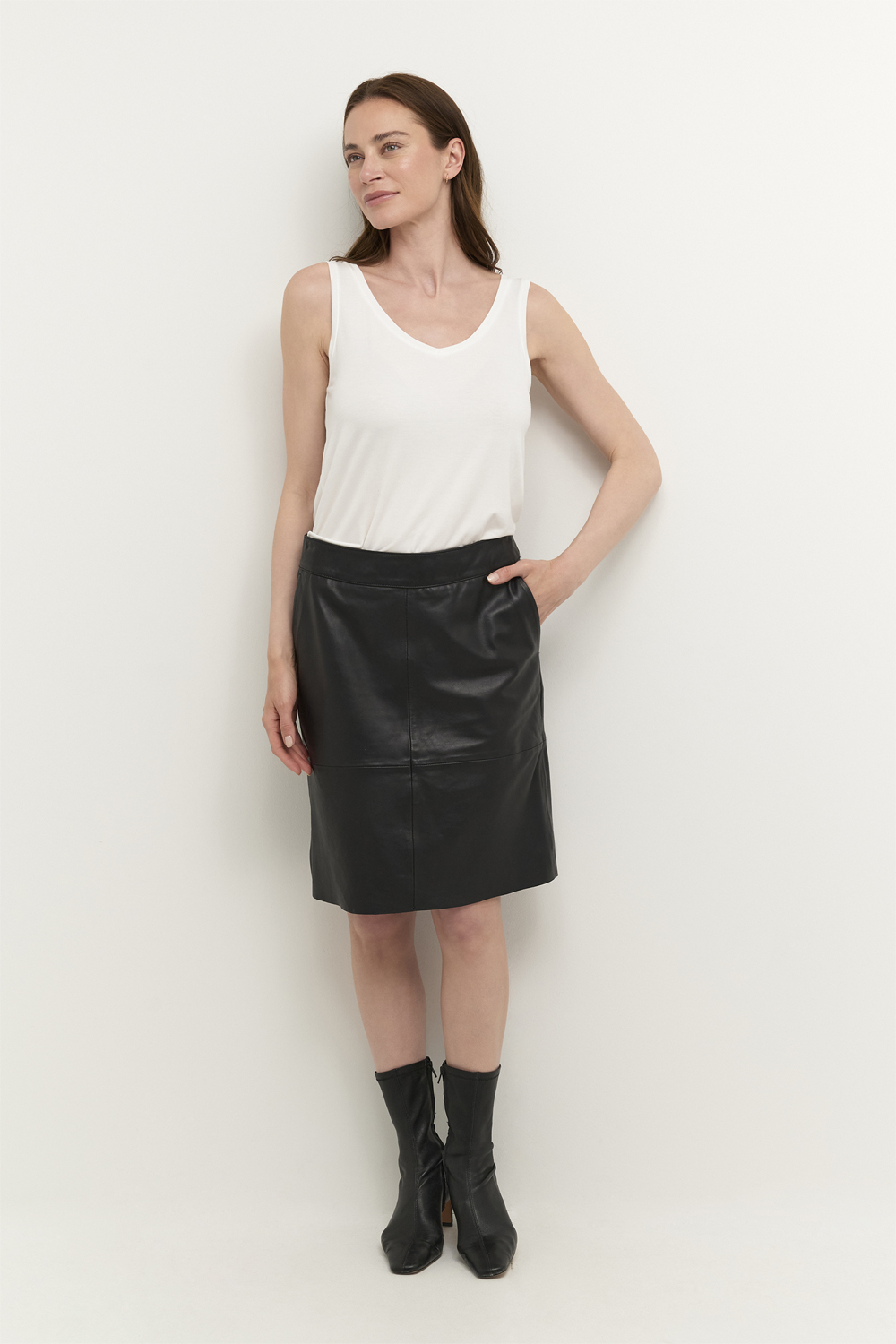 Cuberta Leather Skirt - DKK 500 - Spar 49%