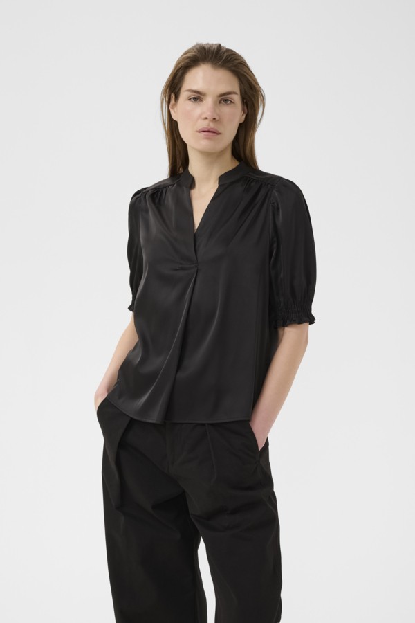 Idinaiw Blouse
