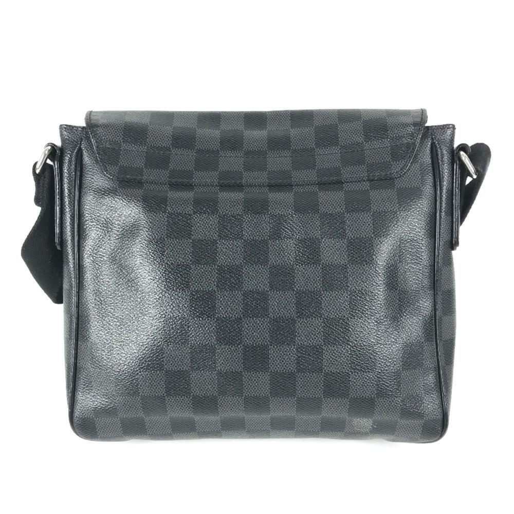 Louis Vuitton Messenger
