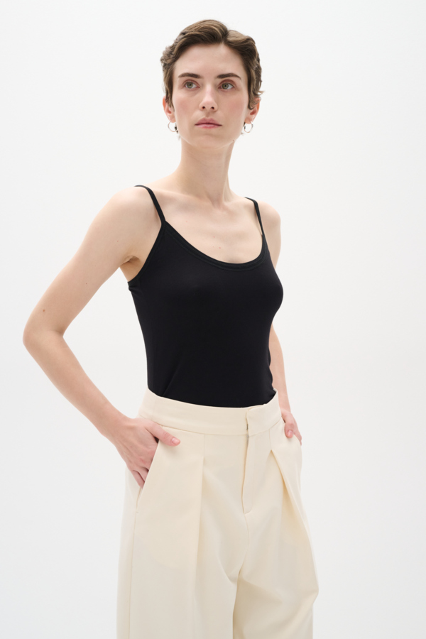 Finesse top