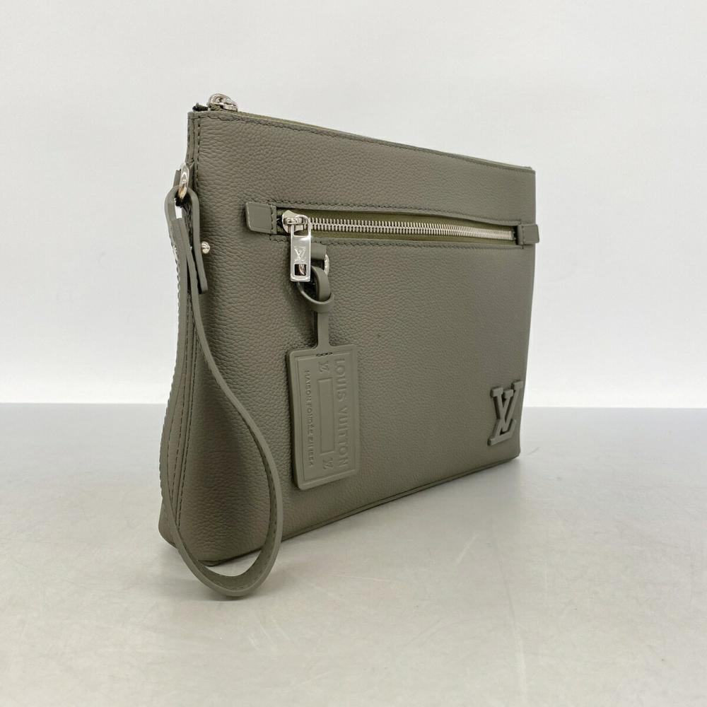 Louis Vuitton Clutch