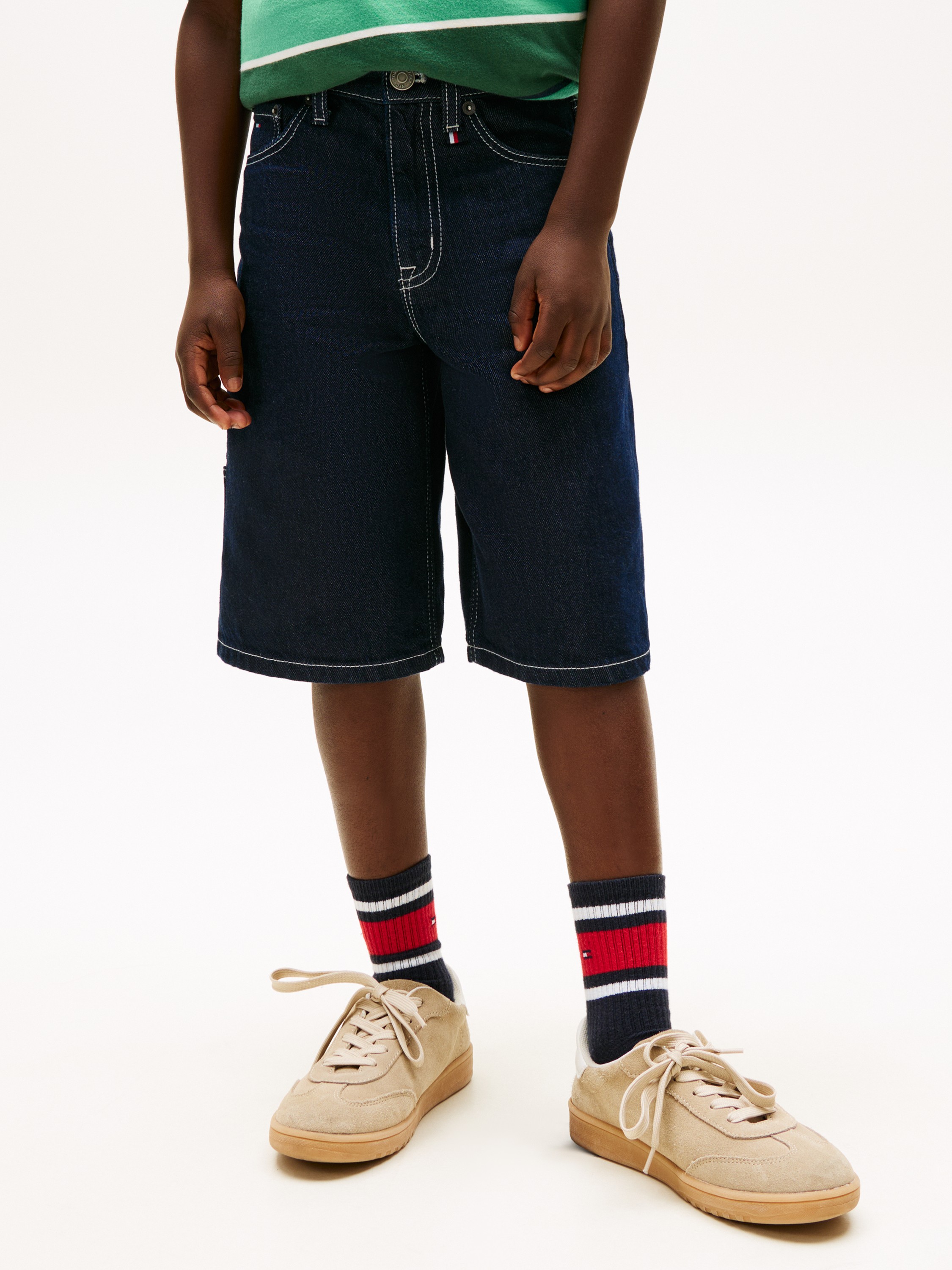 Contrast Topstitch Loose Denim Shorts