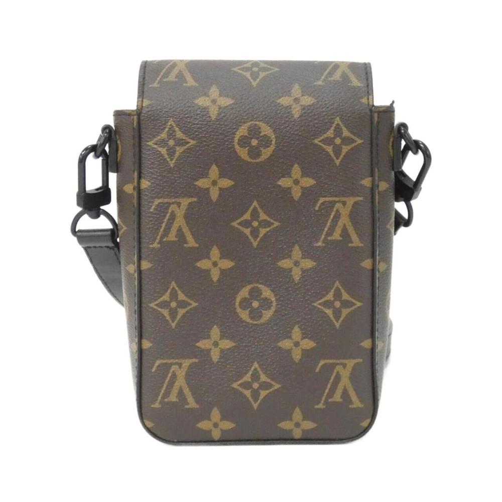Louis Vuitton Shoulder Bags