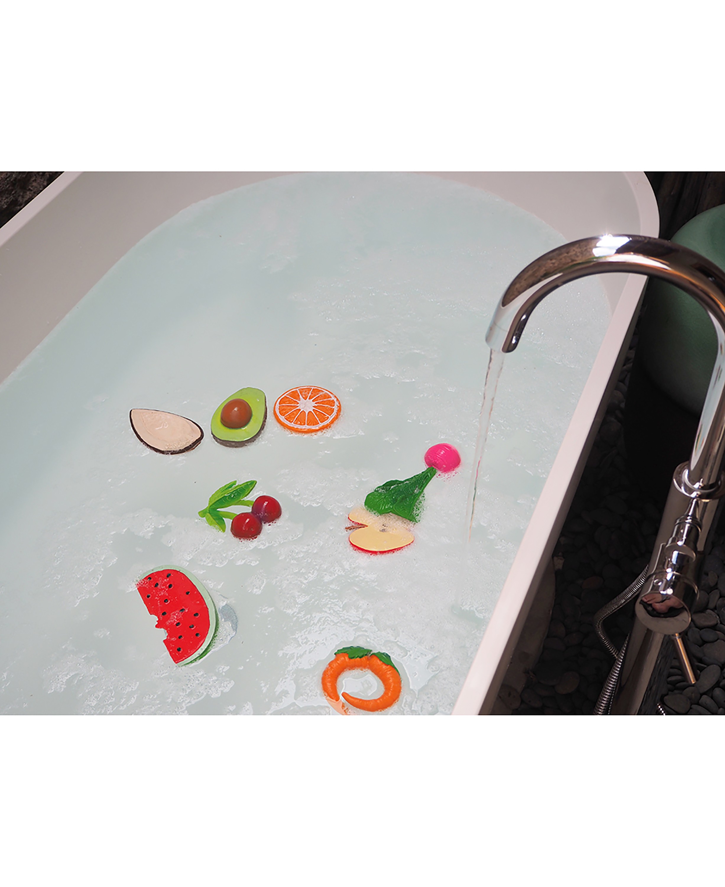 Oli & Carol Bidering - Coco the Coconut