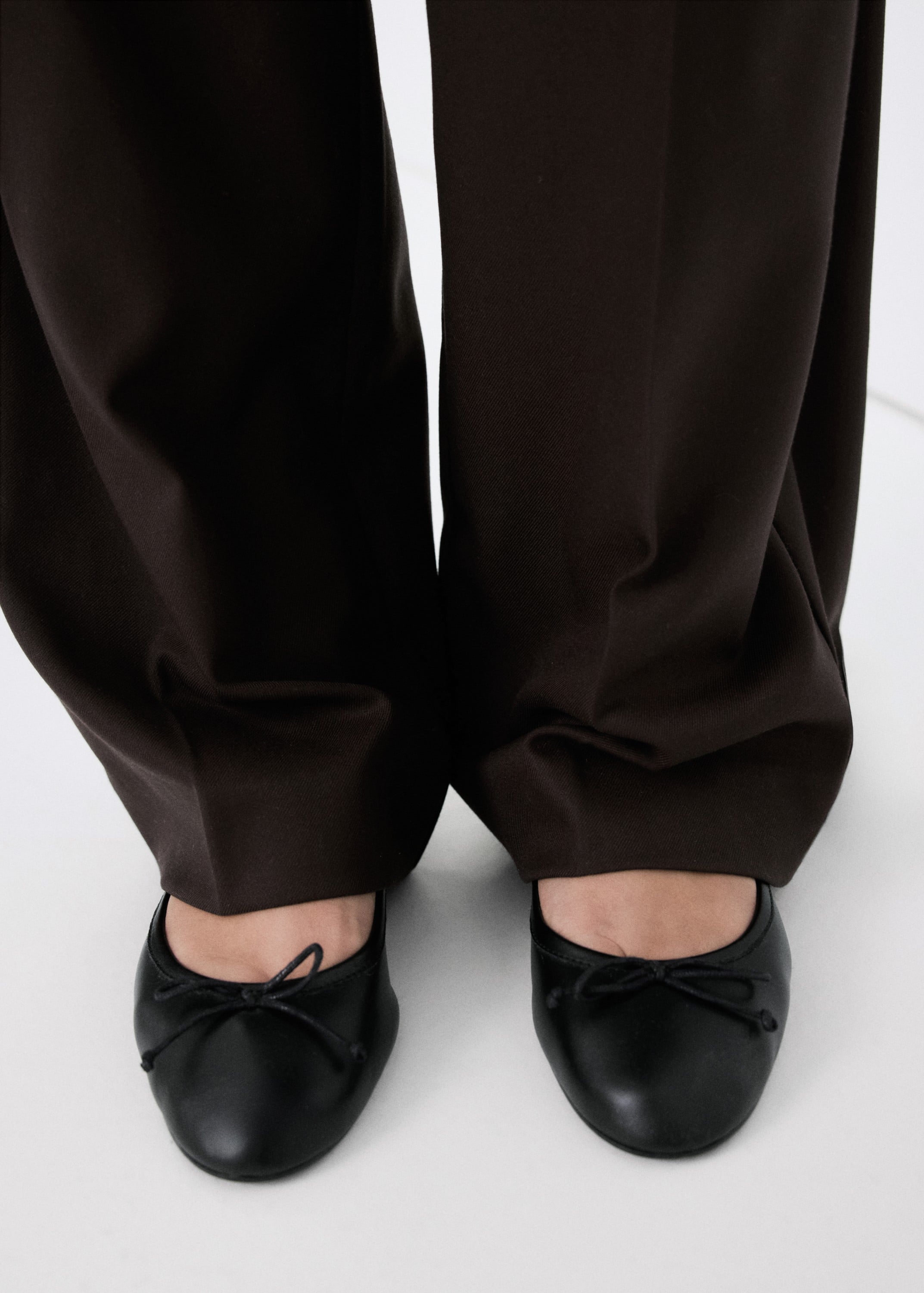 Leather Ballet Flats With bow