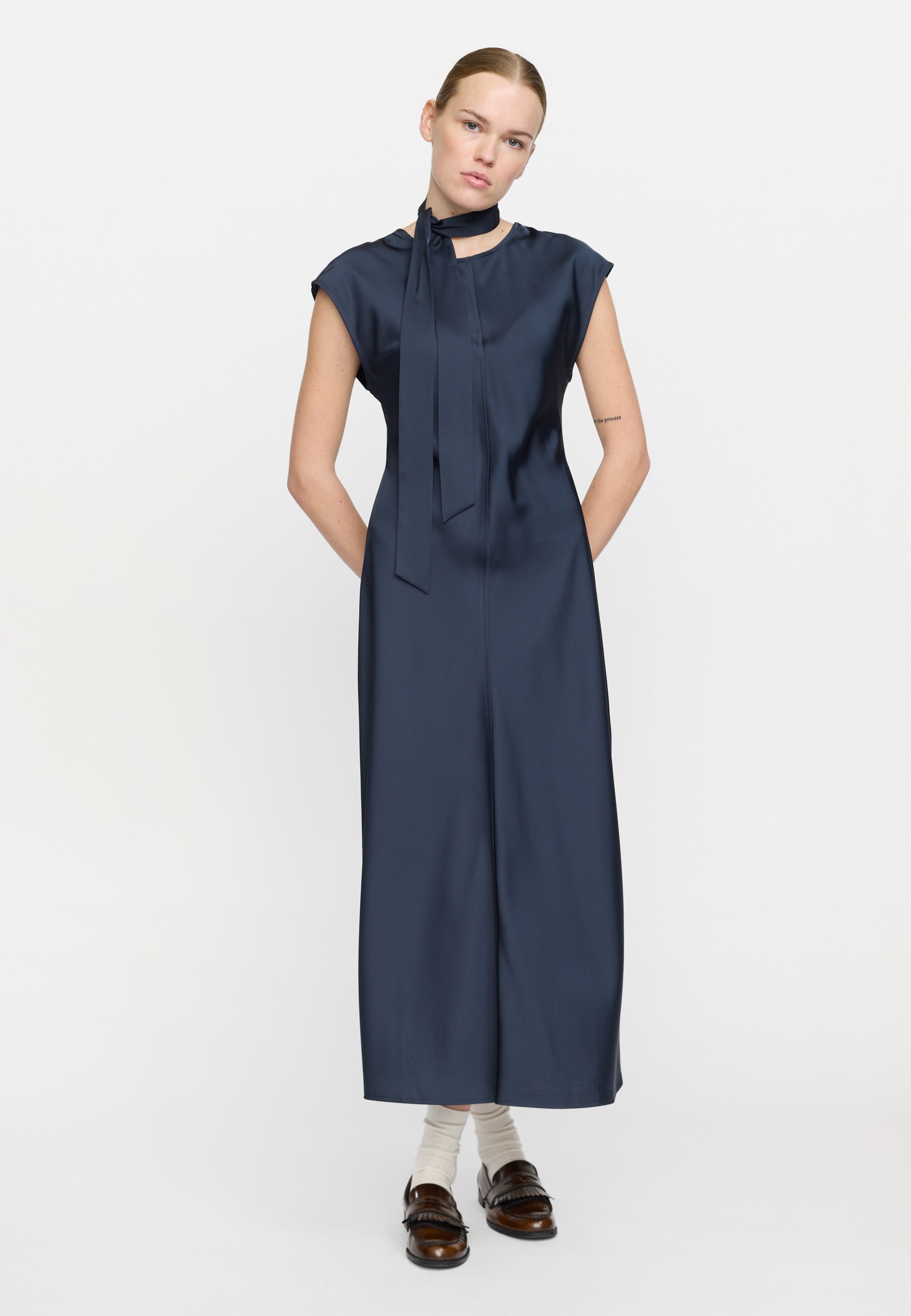 Srleia Midi Dress
