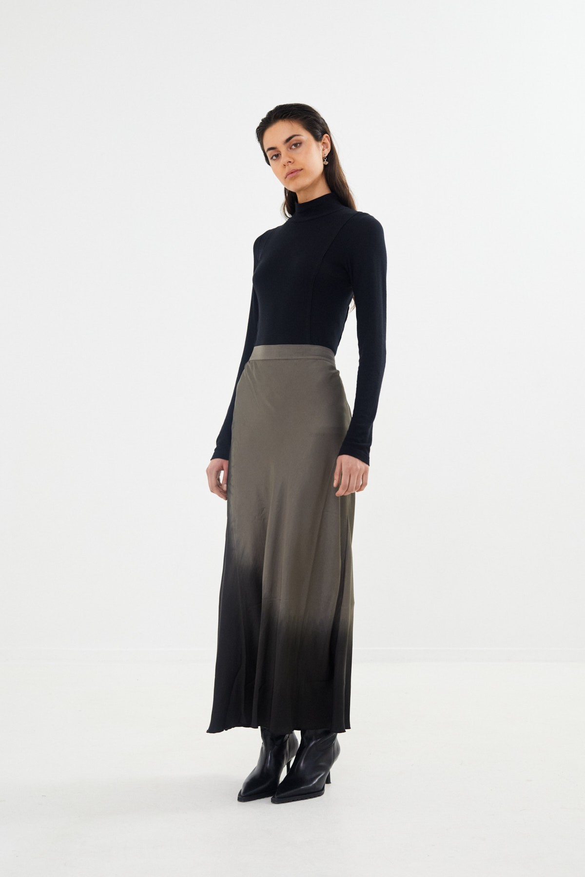 Coastal Bias Slim Skirt Ellery