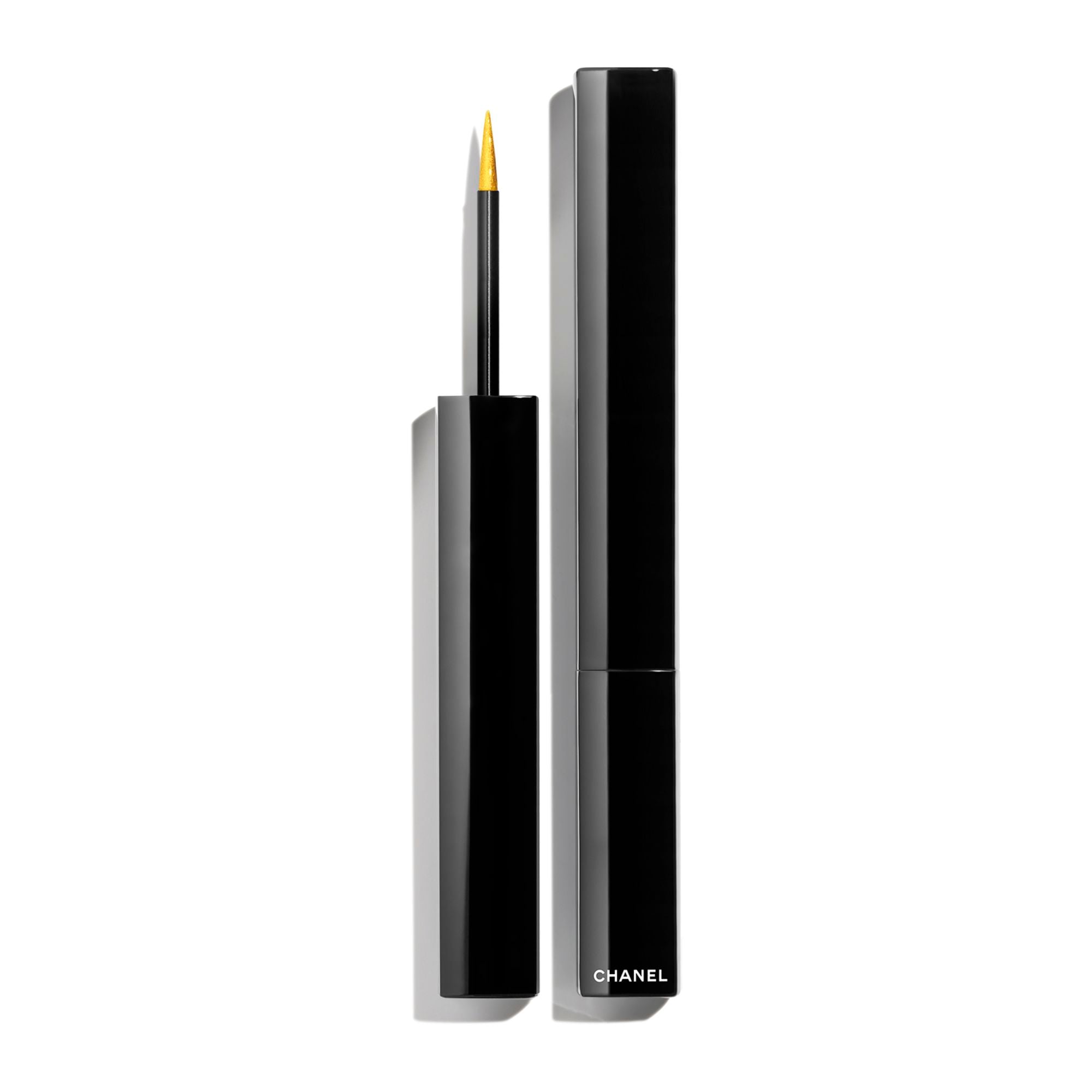 Flydende Eyeliner, MED HØJ Præcision OG Lang Holdbarhed, DER Ikke Tvær