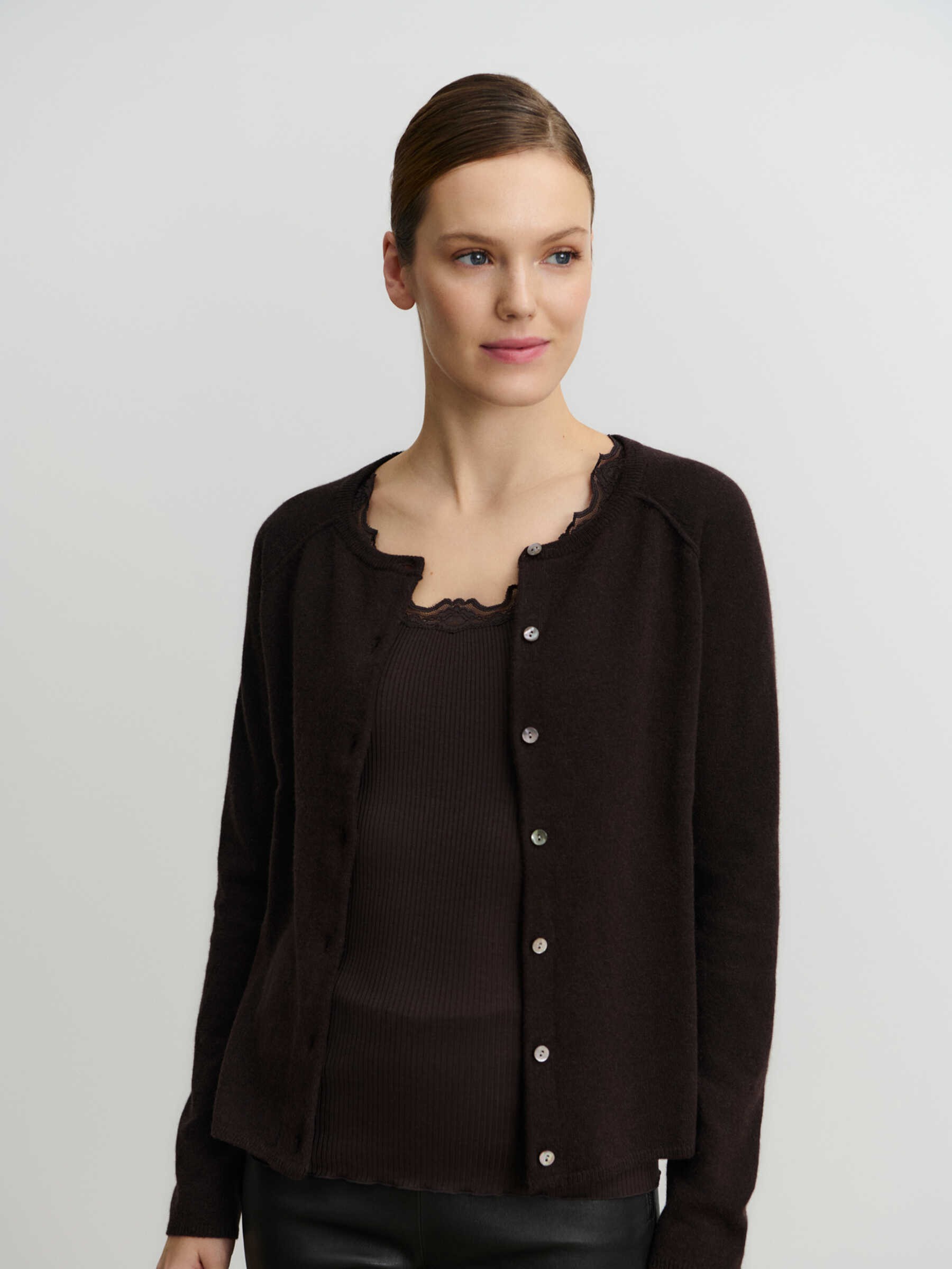 Rwlaica Cashmere LS Oneck Raglan Cardigan
