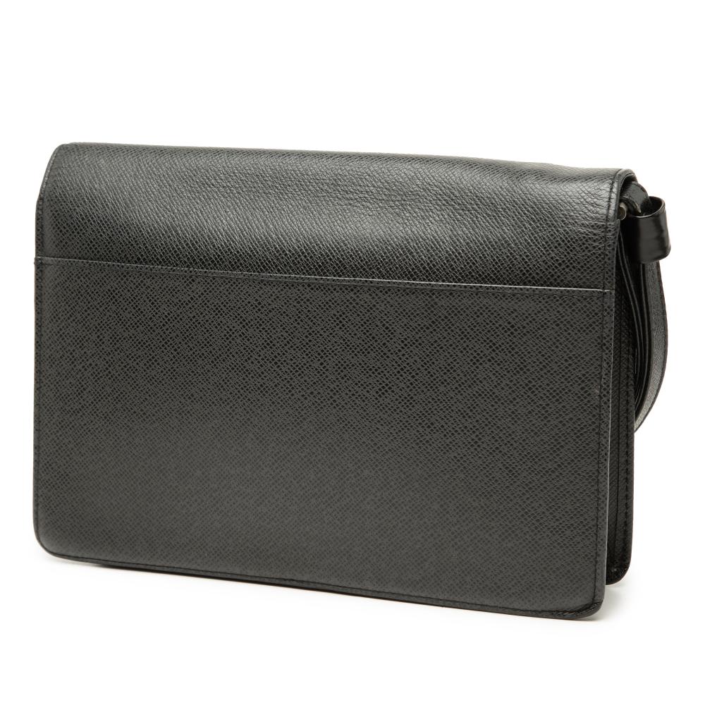 Louis Vuitton Clutch
