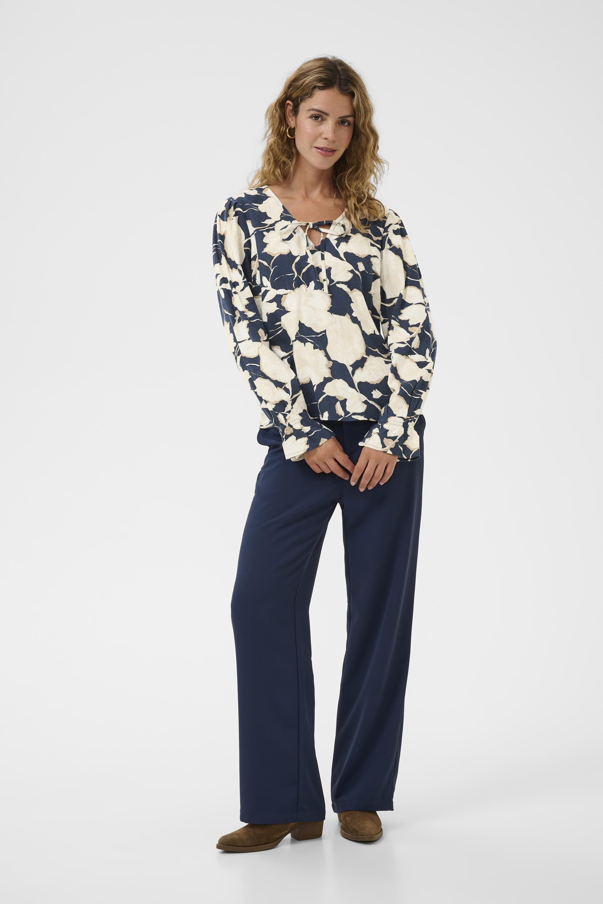 Crclaire Blouse - DKK 200 - Spar 60%