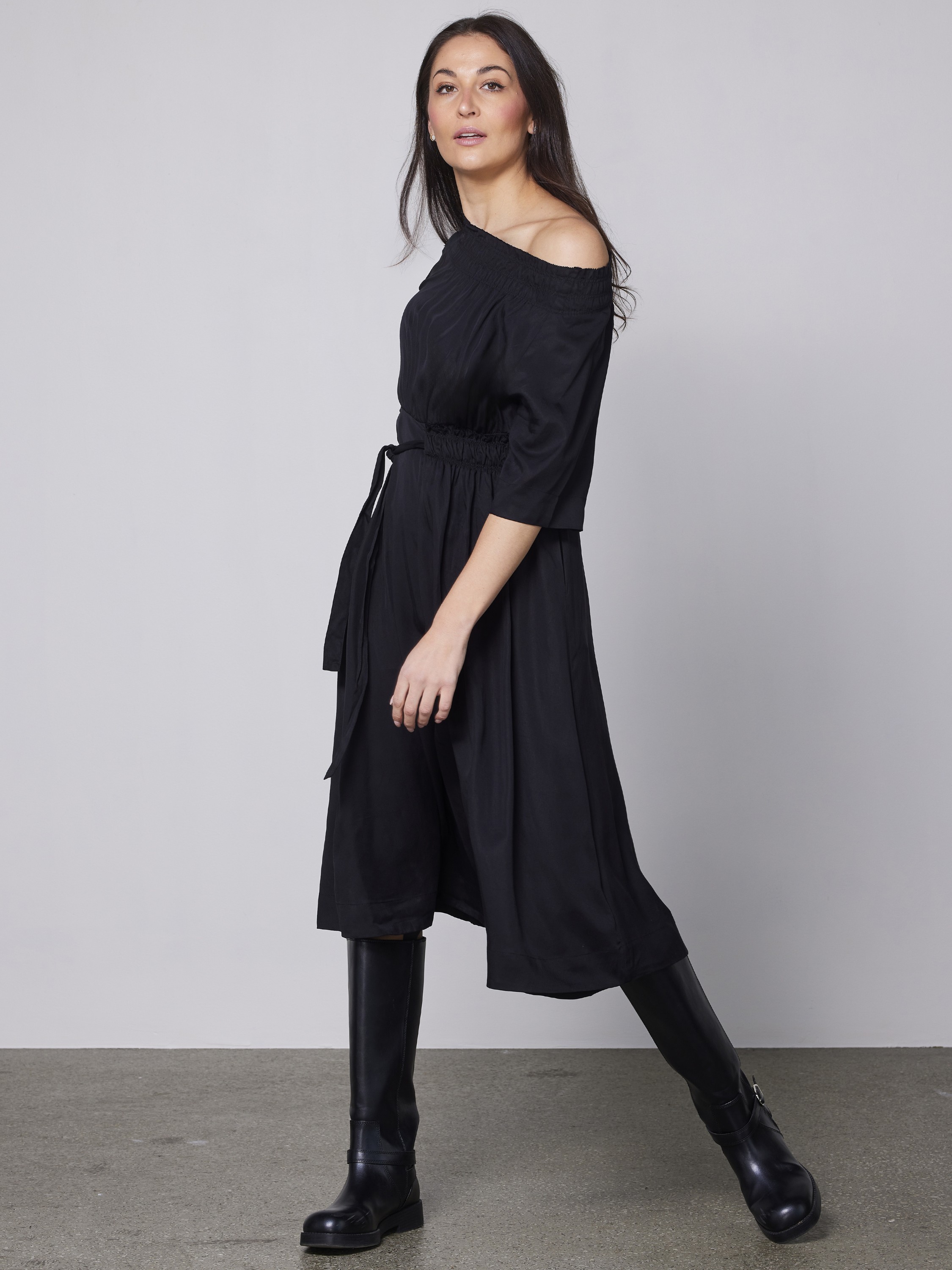 Ymke Dress 3