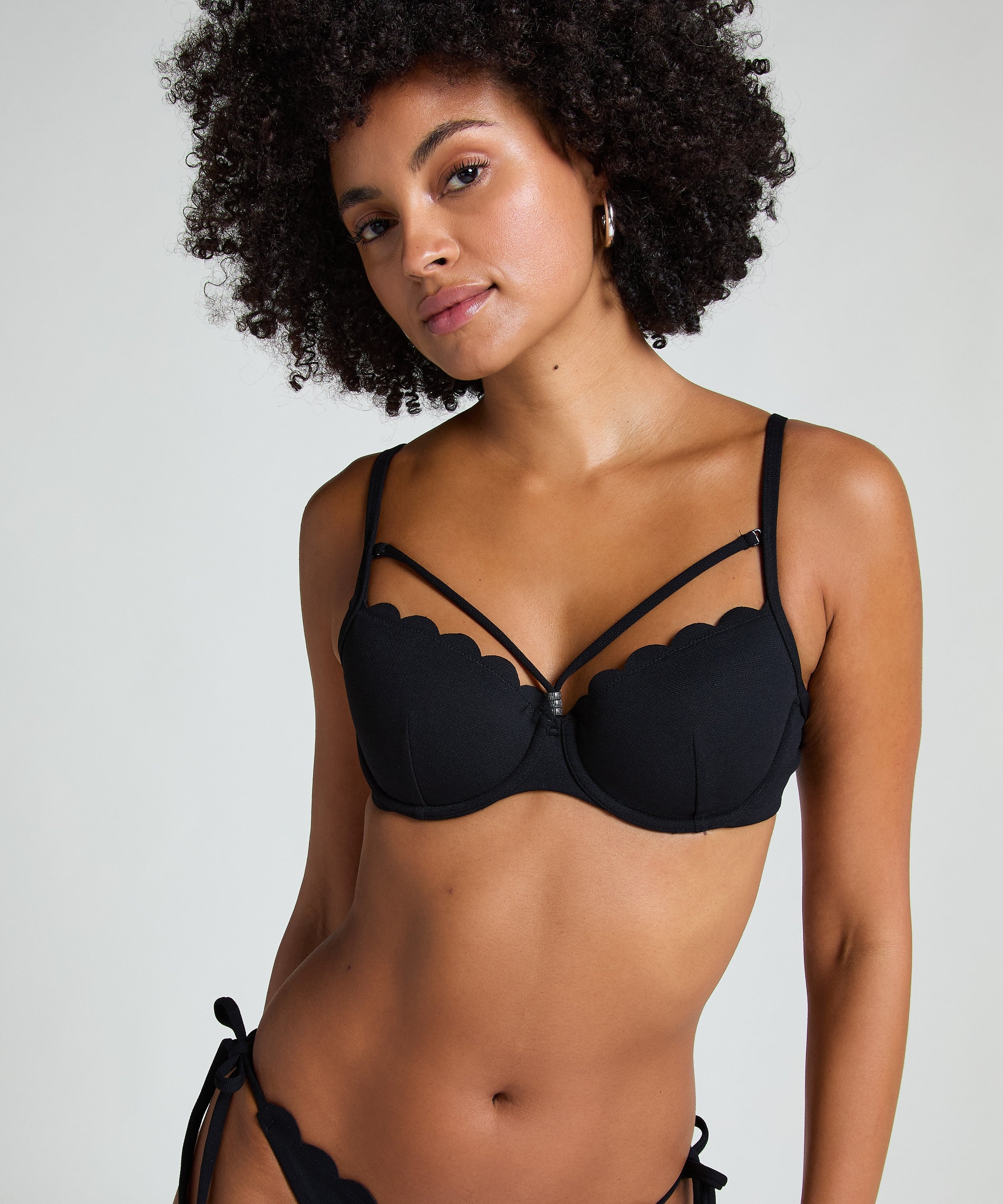 Scallop Padded Underwired Bikini Top