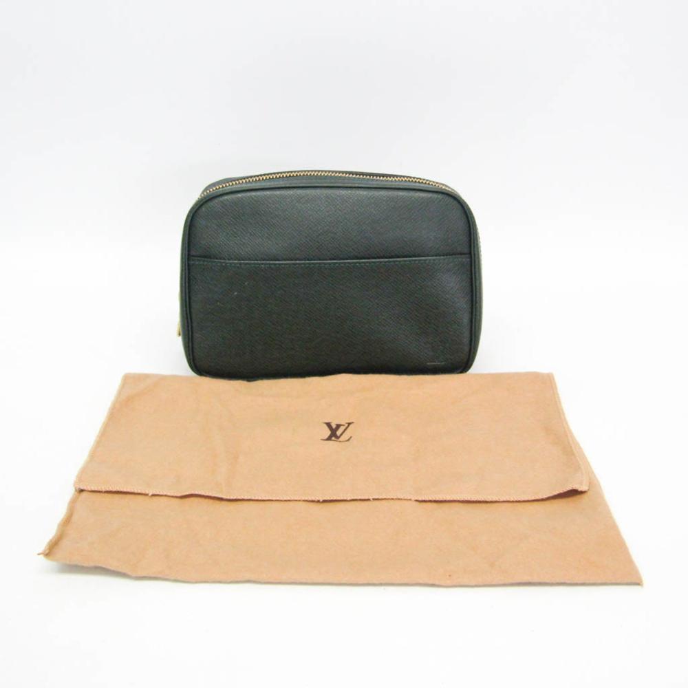 Louis Vuitton Clutch