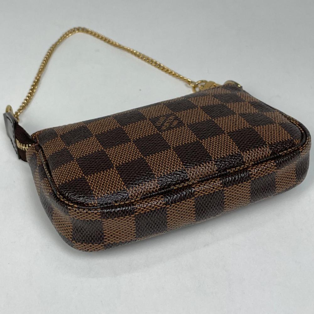 Louis Vuitton Pochette Accessoires