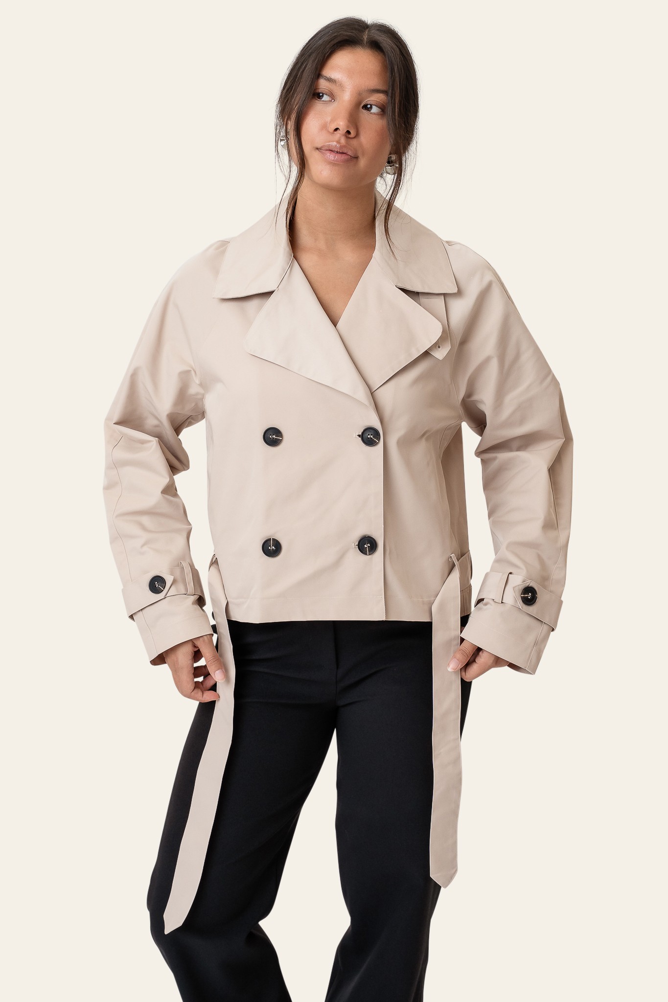 Almaic Trenchcoat Sand
