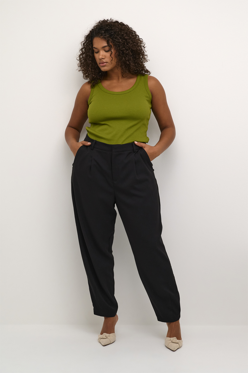 Kcmerla Pants
