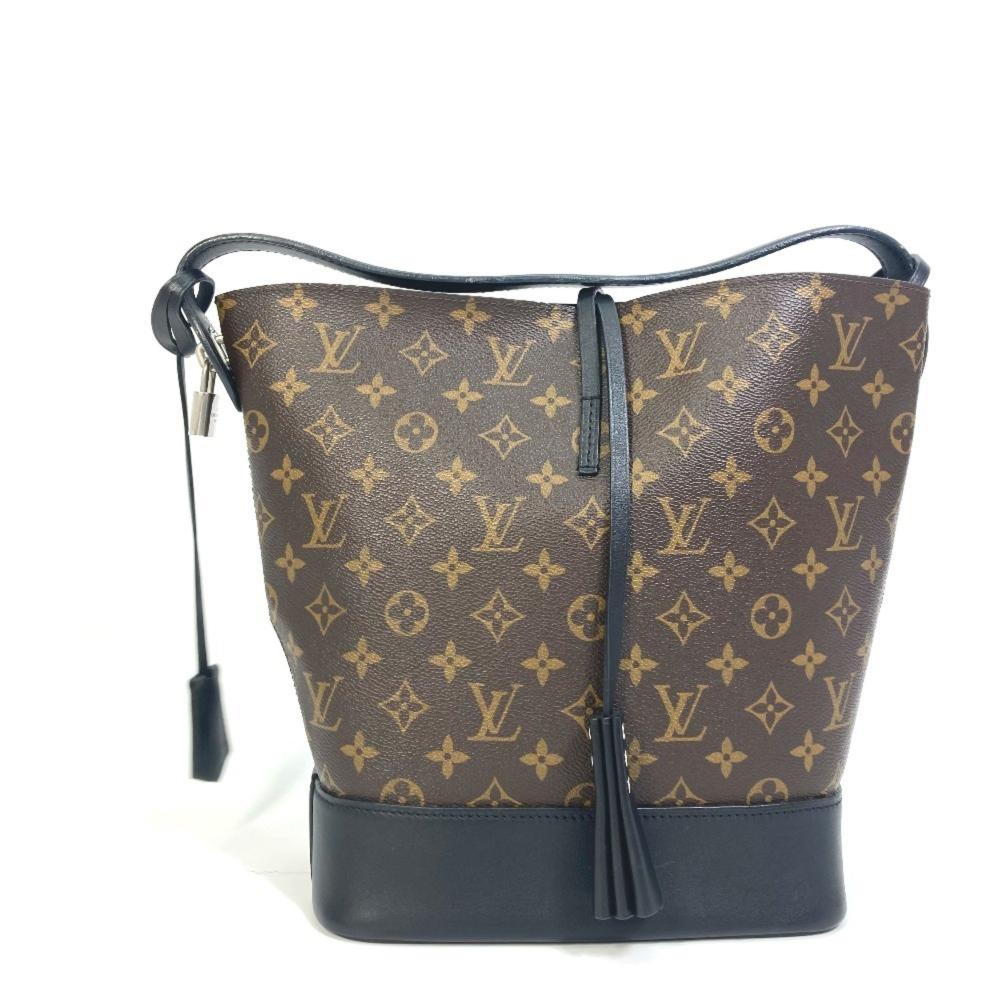 Louis Vuitton Bucket Bag