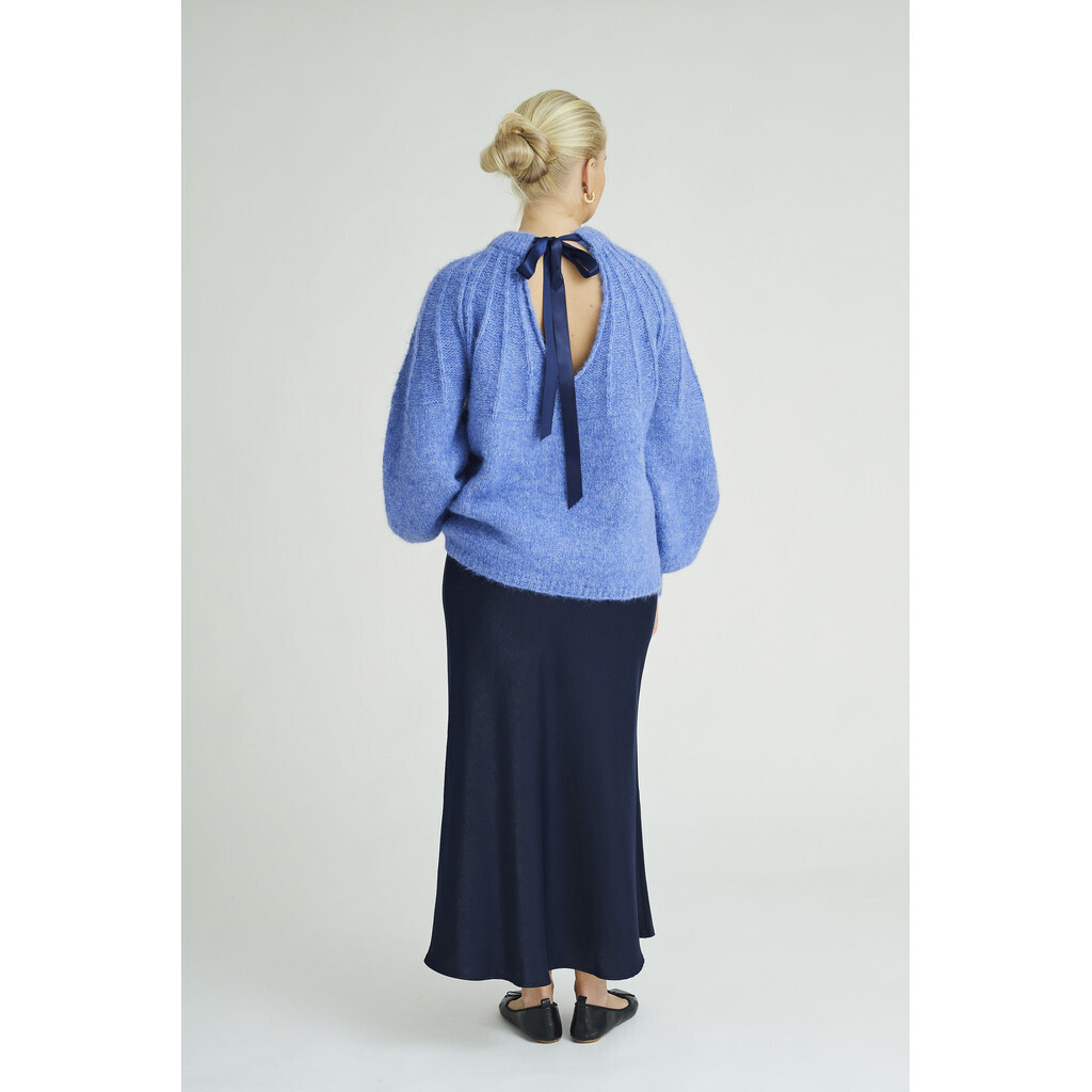 Patrisia Bow Knit Pullover