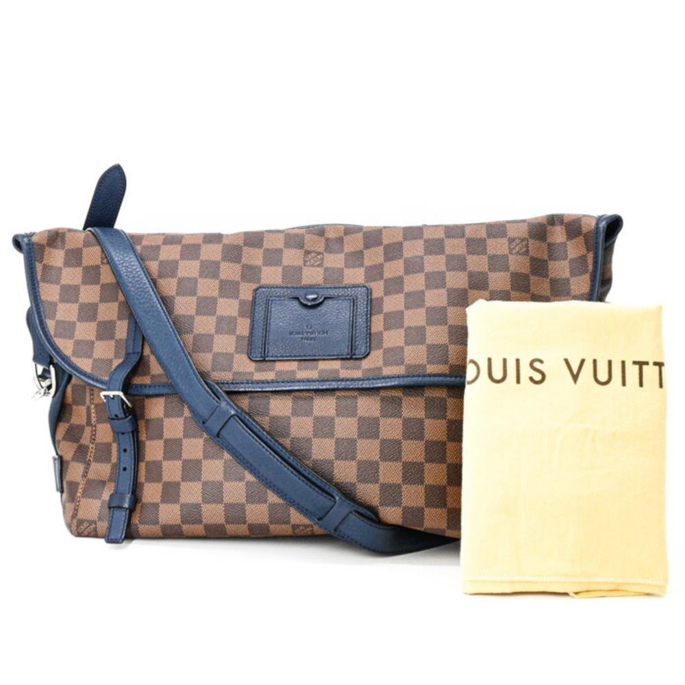 Louis Vuitton Shoulder Bags