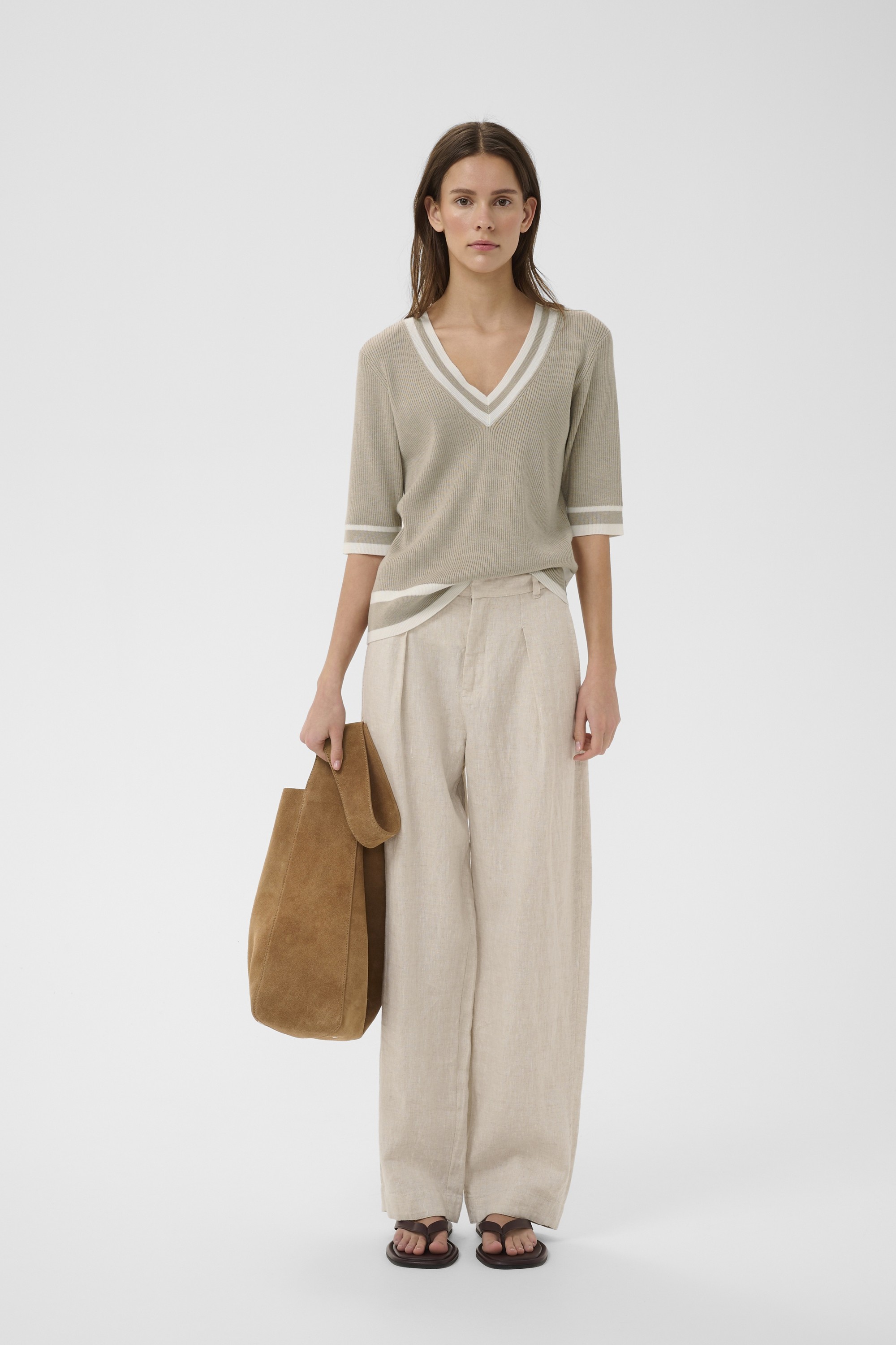 Leenahiw Vneck Blouse