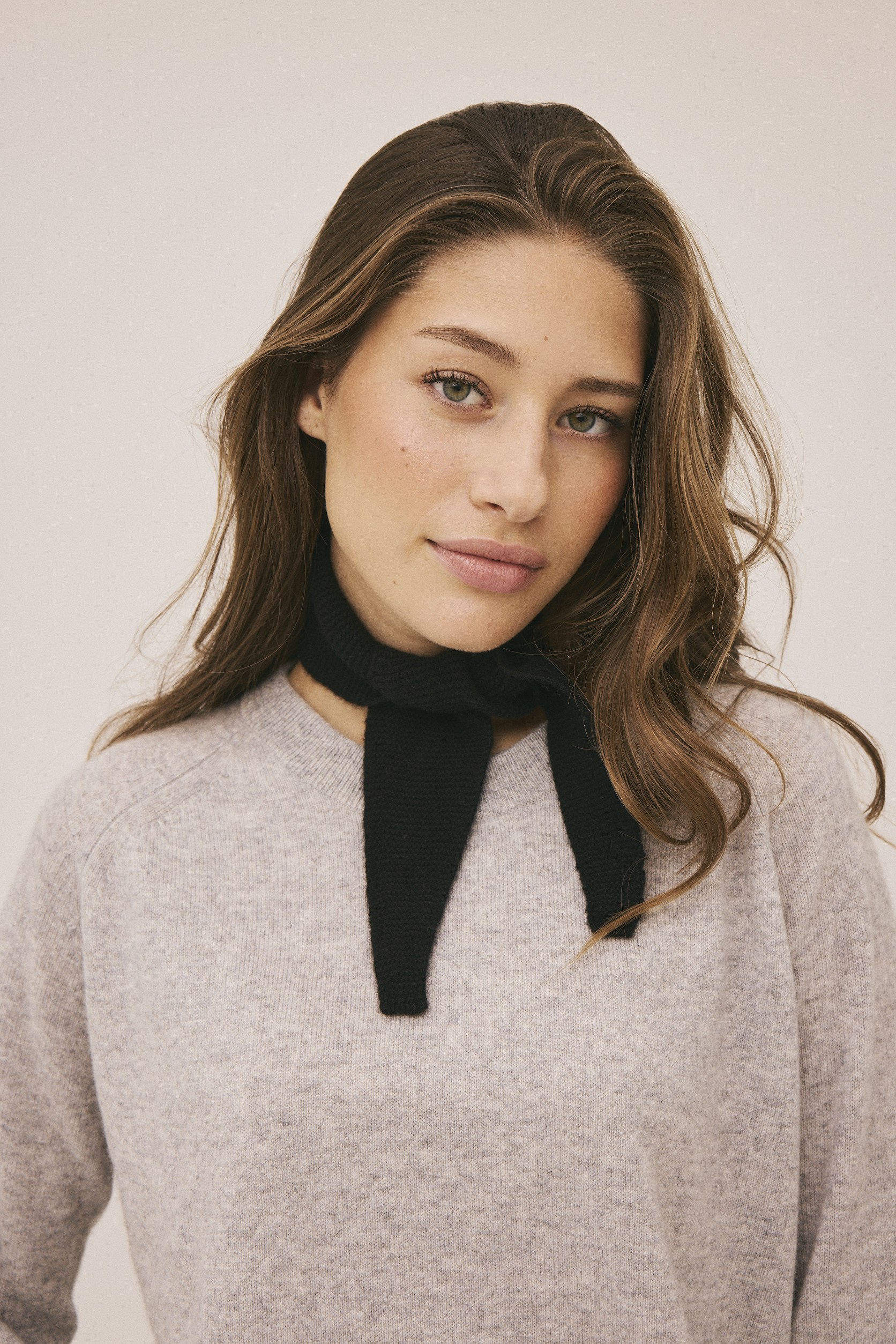 Karrie 14 100% Cashmere