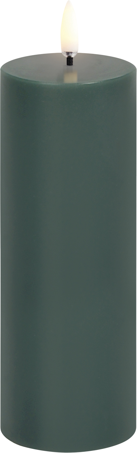 LED Pillar Candle, Pine Green, Smooth, 5,8x15,2 cm - DKK 151 - Spar 20%