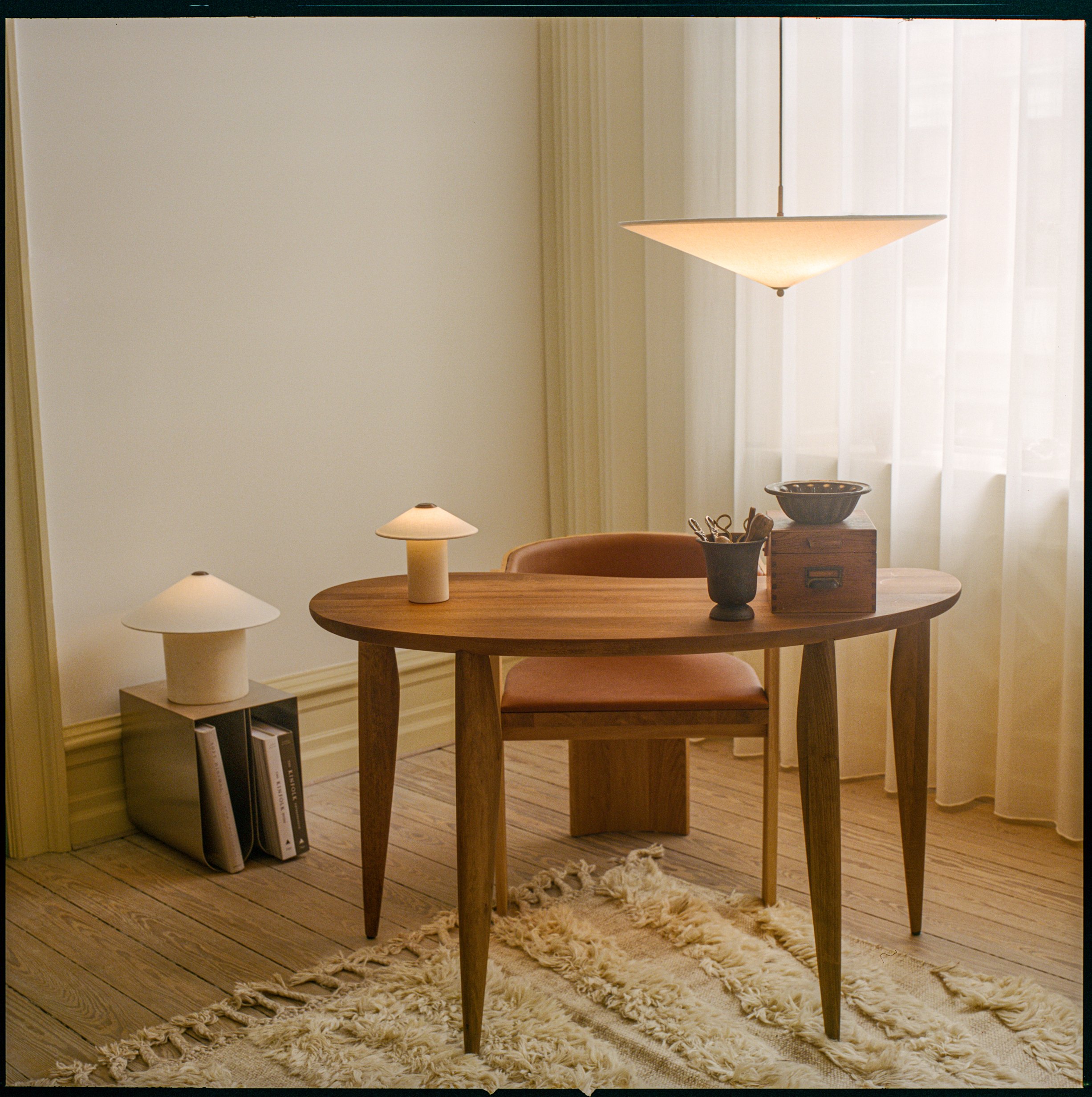 Futé Table 350