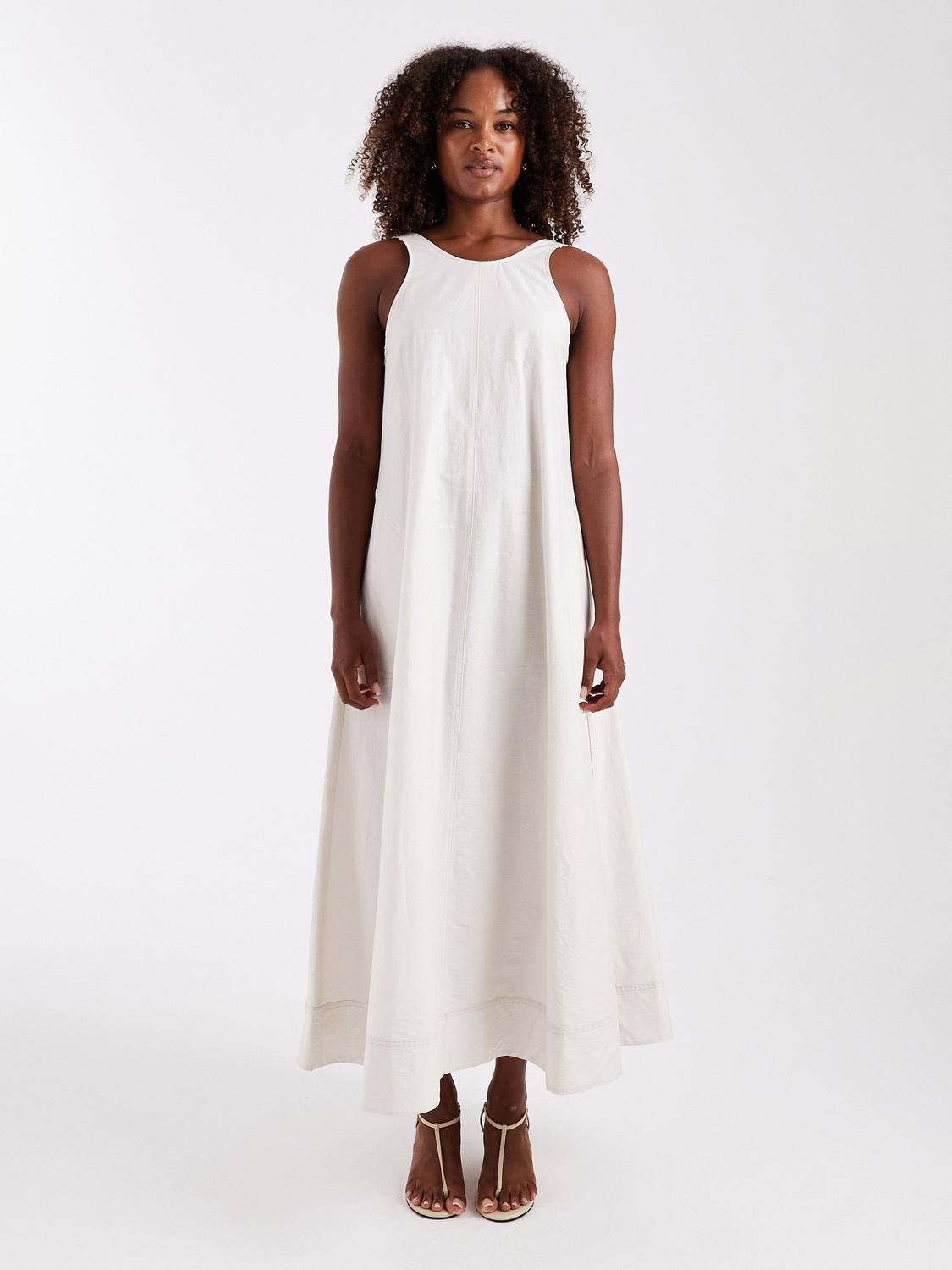 Tsselena Open Back Maxi Dress WVN