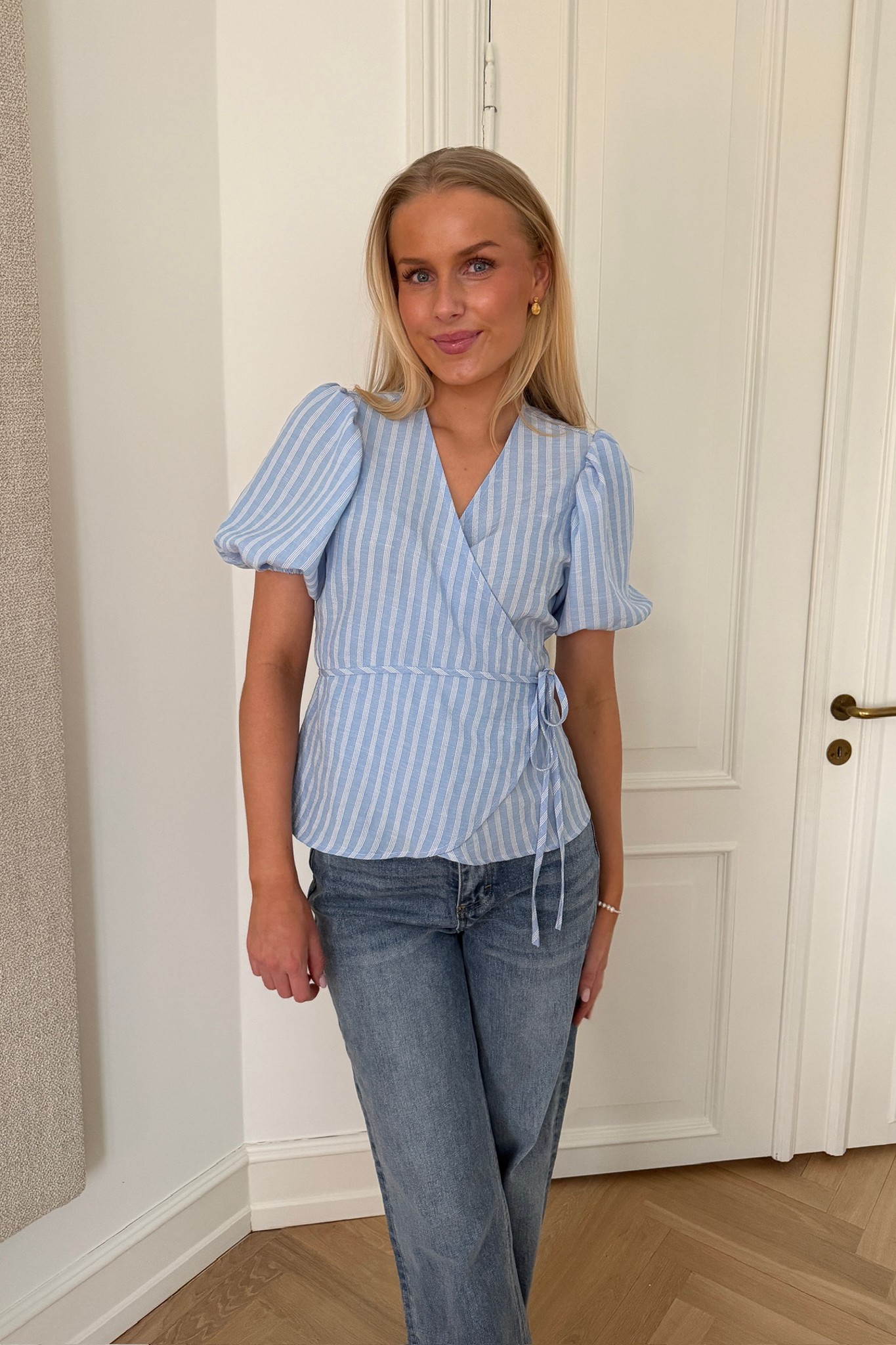 Ellaic Wrap Top
