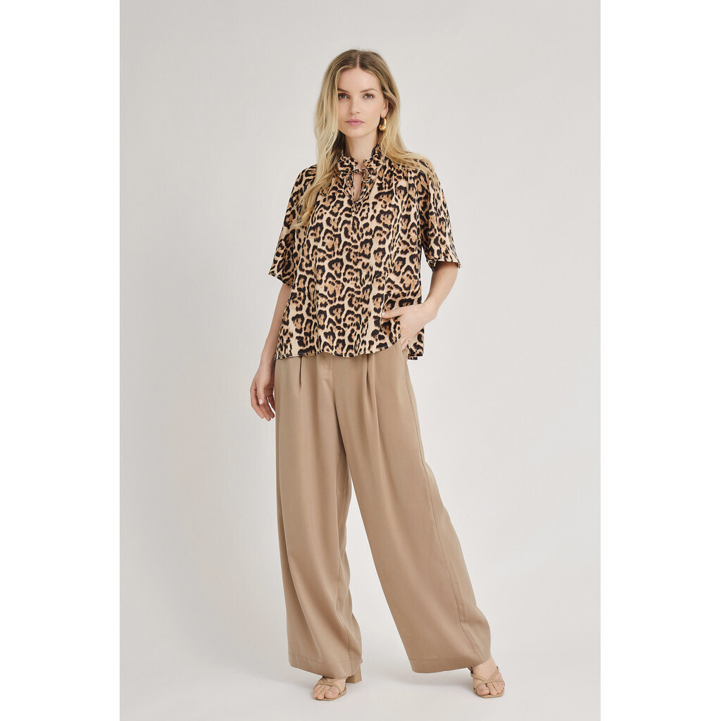 Leosine Blouse