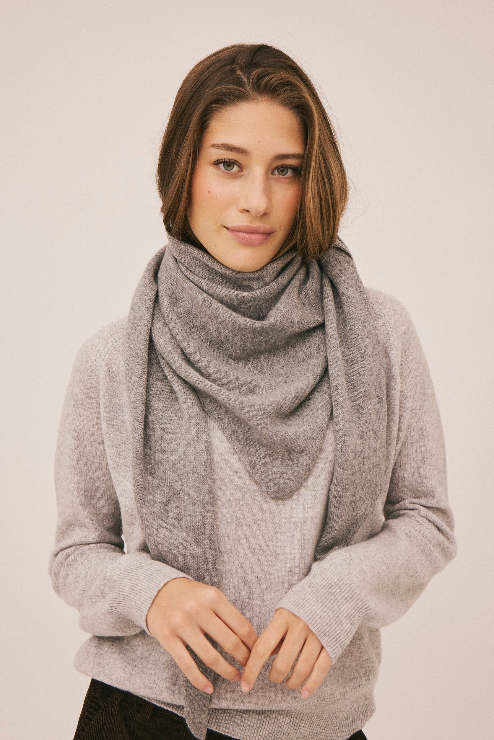 Karrie 3 100% Cashmere