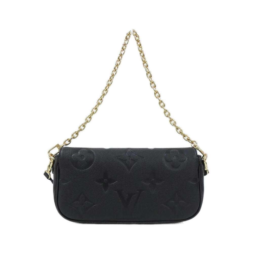 Louis Vuitton Shoulder Bags