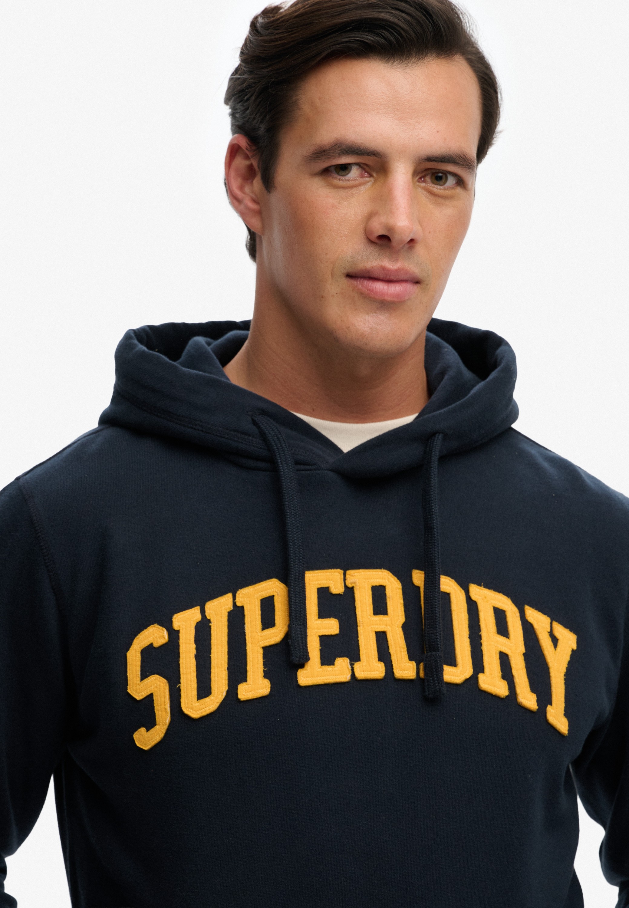 Vintage Athletic Hood - Køb til DKK 559 - Spar 30%
