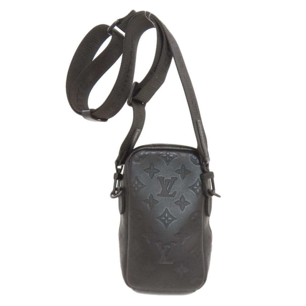 Louis Vuitton Shoulder Bags