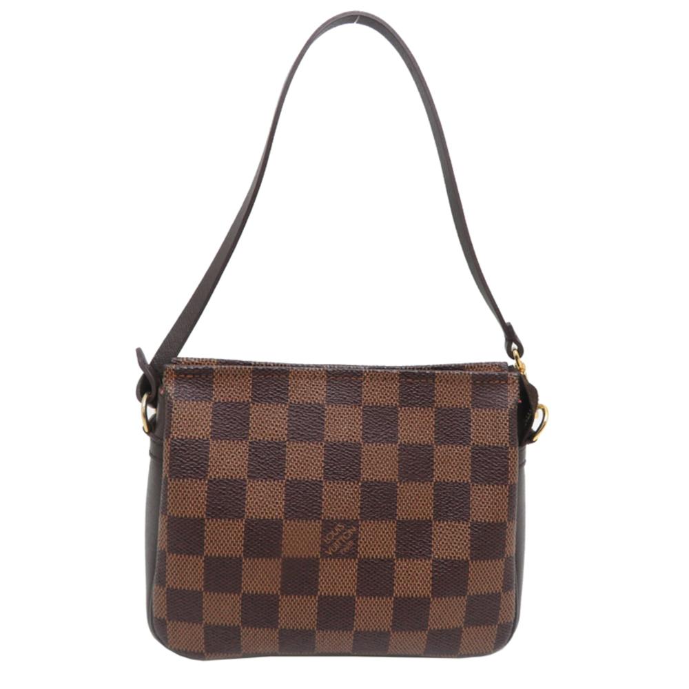Louis Vuitton Trousse Makeup