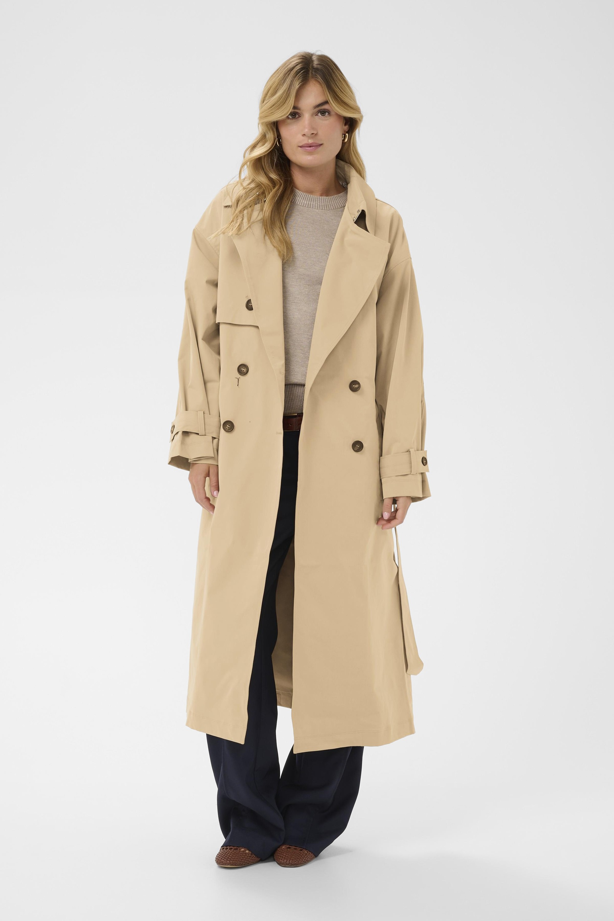 Otiliasz Coat Outerwear