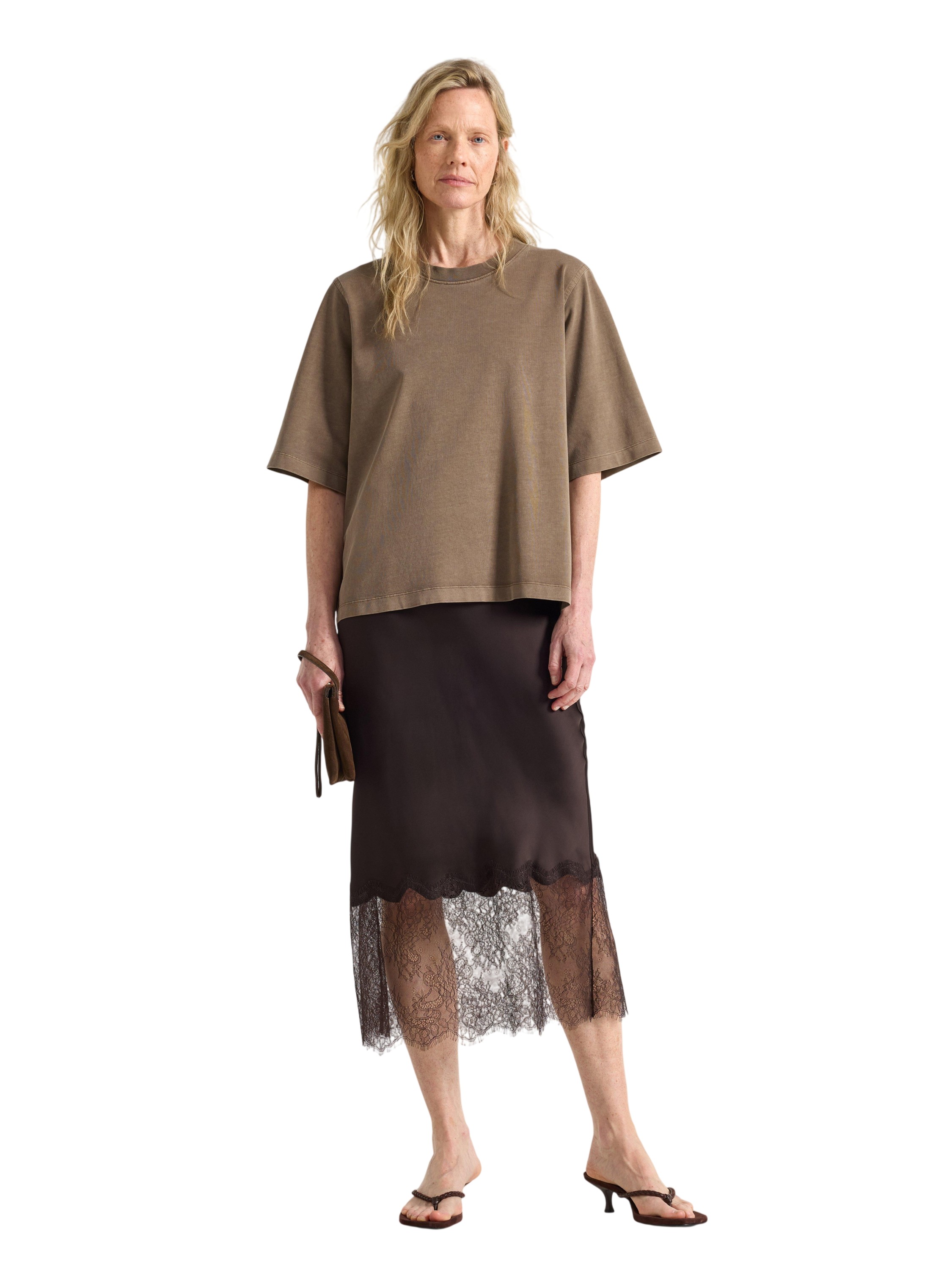 Midi Skirt in Satin With Lace Detai