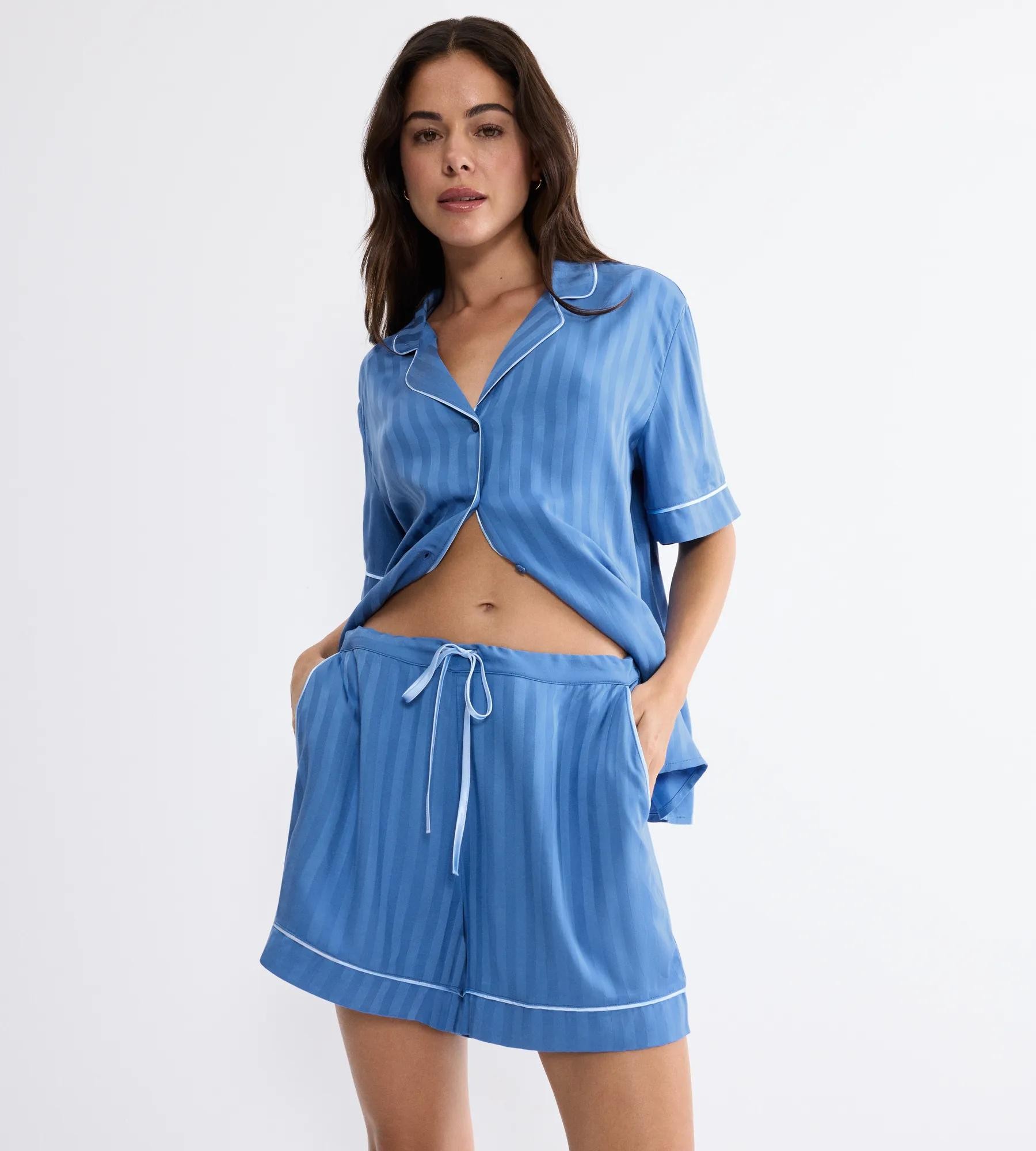 Amourette Jacquard Boyfriend Short - Køb til DKK 150 - Spar 50%