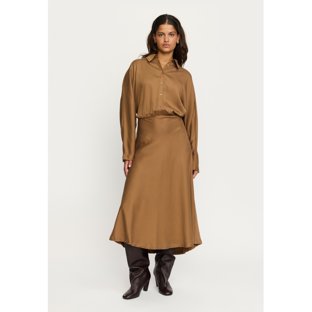Srstormy Midi Dress