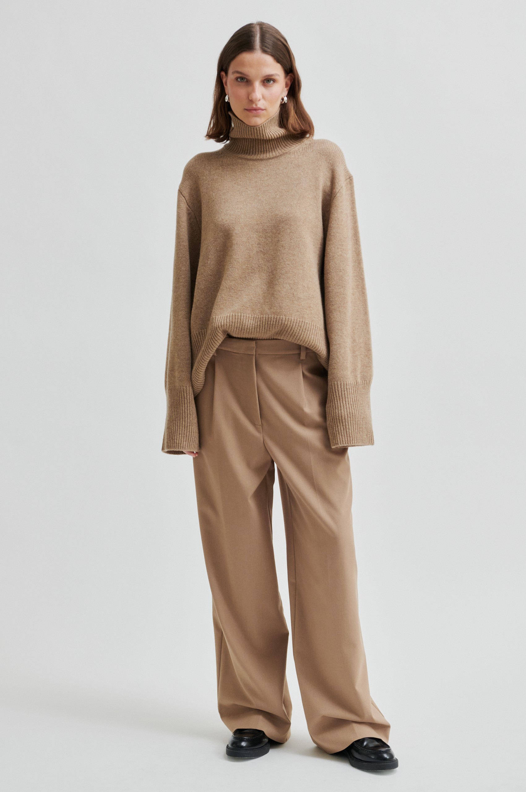 Alpha Knit Tneck