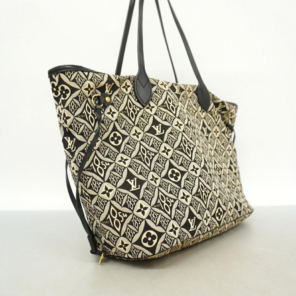 Louis Vuitton Neverfull