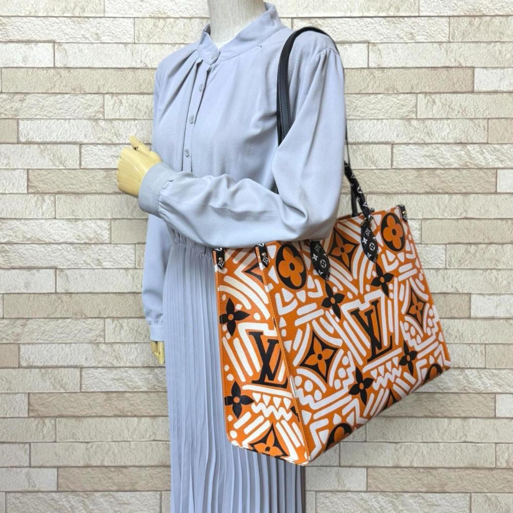 Louis Vuitton Tote