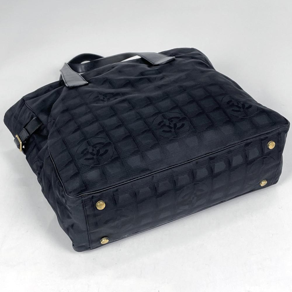 Chanel Travel Line