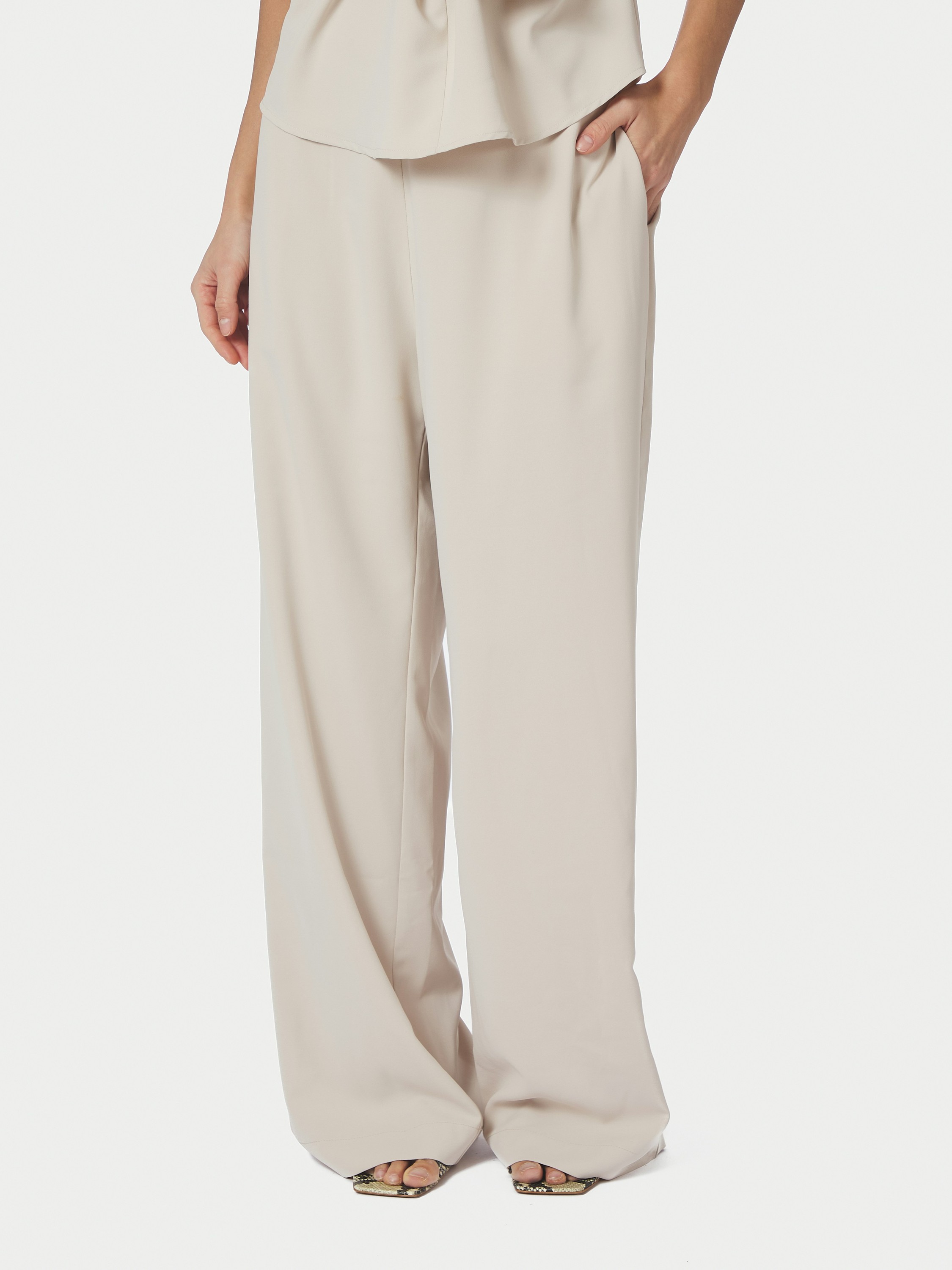 Lunet Crepe Pants