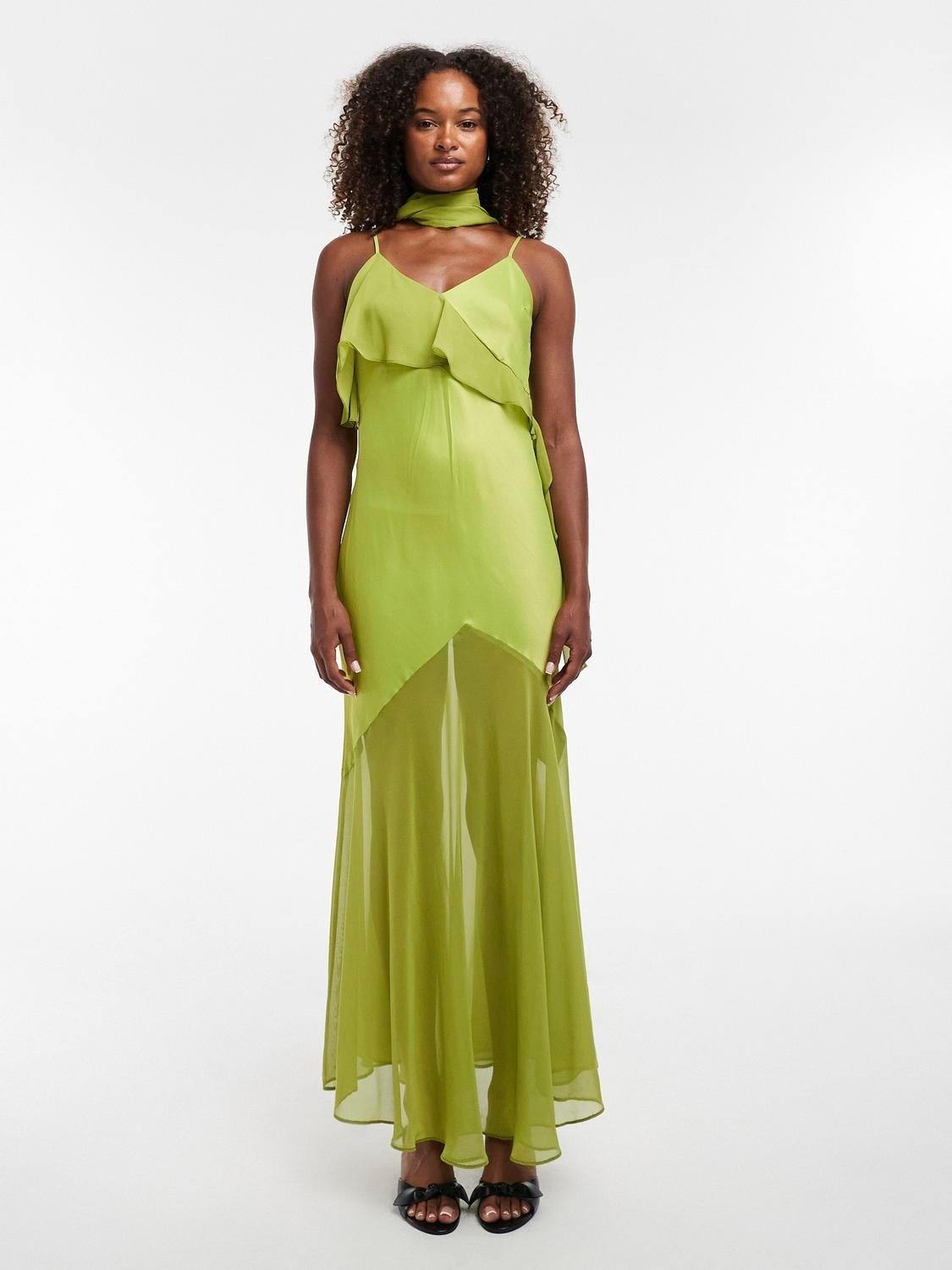 Tsannika SL Ruffle Detail Maxi Dres