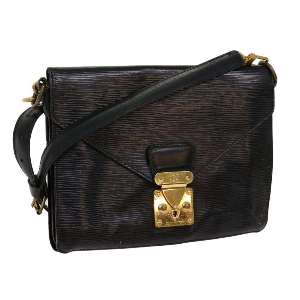 Louis Vuitton Clutch