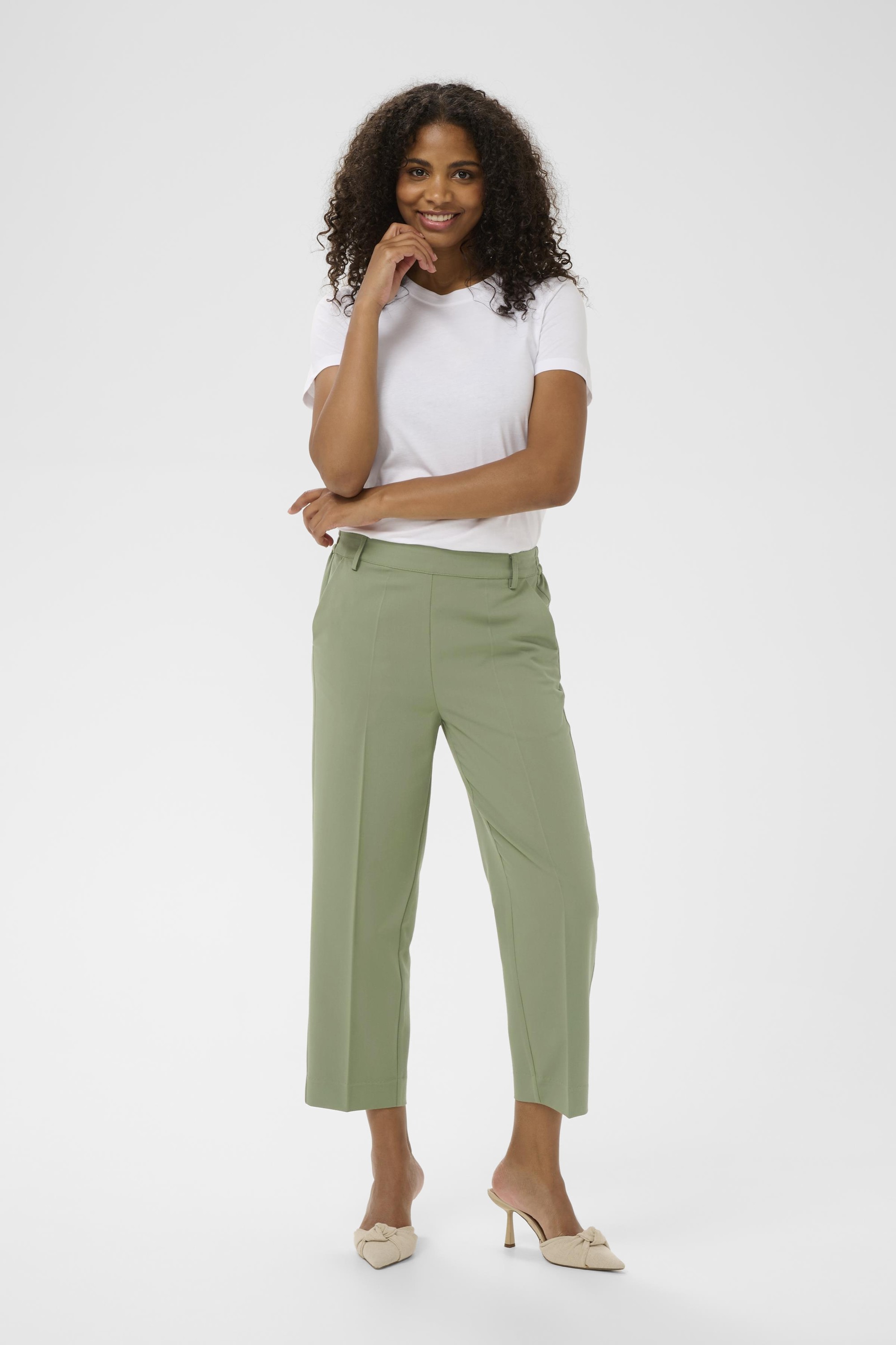 Kasakura HW Cropped Pants